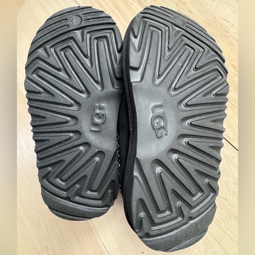 UGG Tasman II - Picture 8 of 10